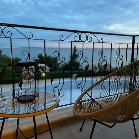 Lägenhet Royal Bay -