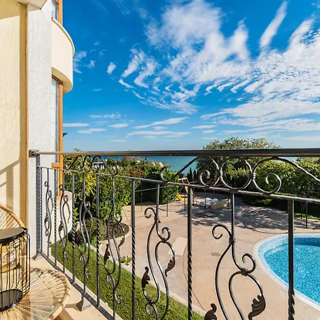 Royal Bay - * Sveti Vlas