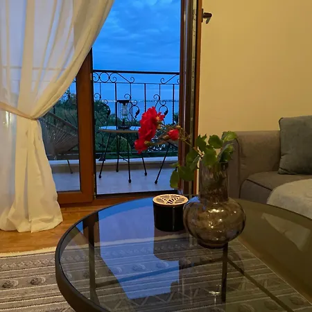 Royal Bay -