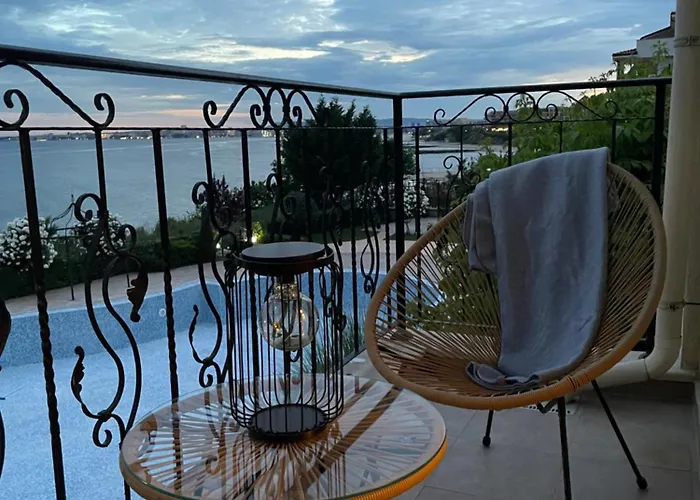 Royal Bay - * Sveti Vlas