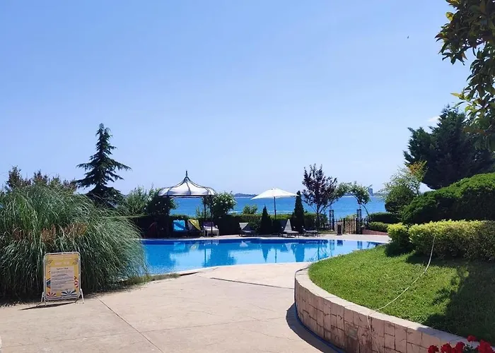 Royal Bay - Apartamento Sveti Vlas